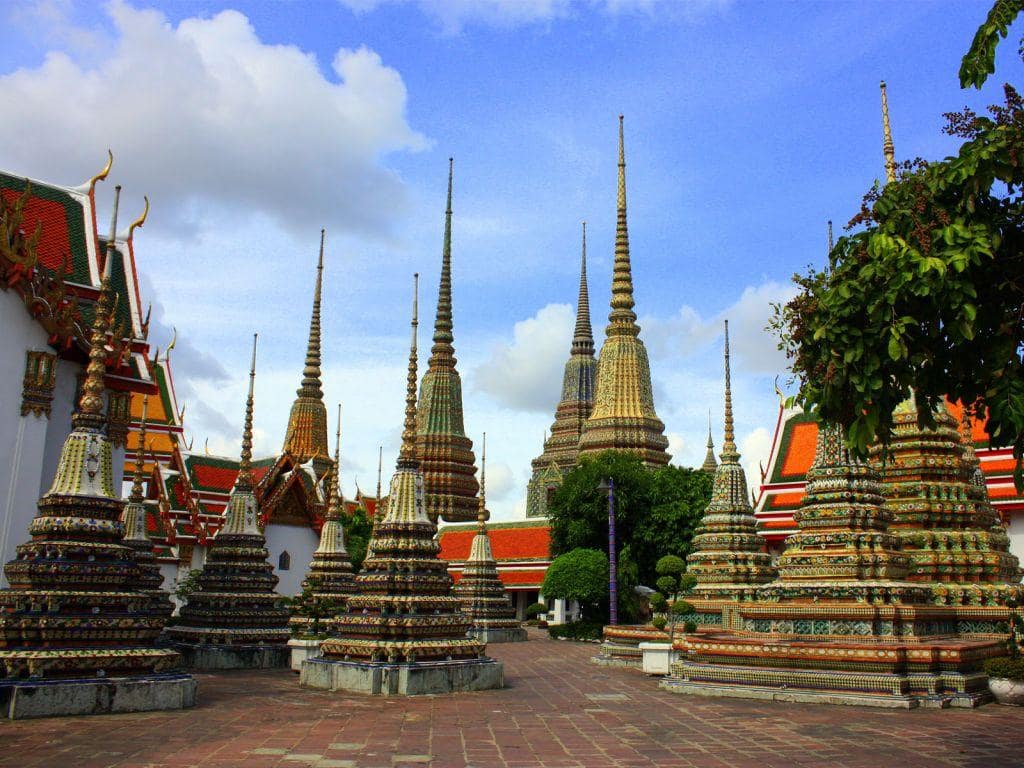 Wat Pho, Megahnya Kuil Budha Berbaring Di Thailand