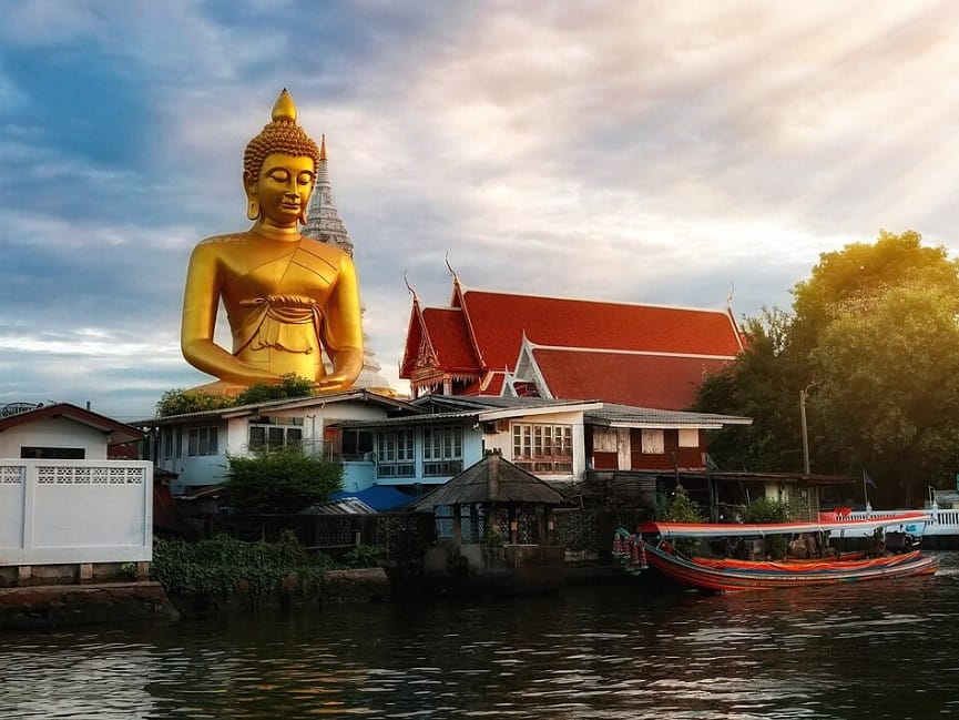 Liburan ke Thailand Wajib Isi Aplikasi THIM