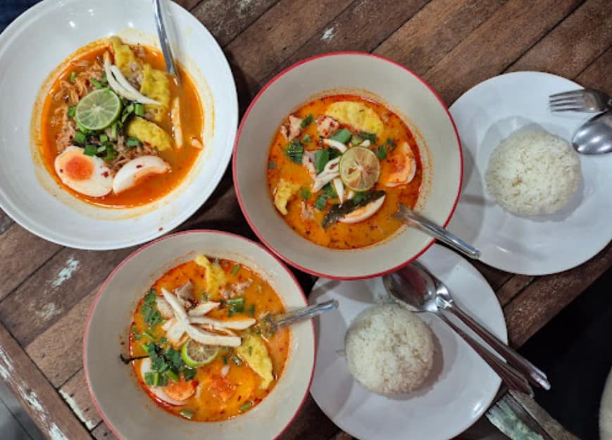 Pe Aor Tom Yum Kung Noodle