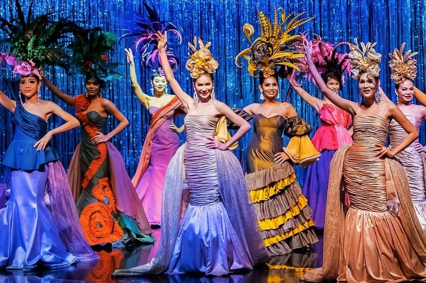 Pertunjukan Kabaret di Bangkok