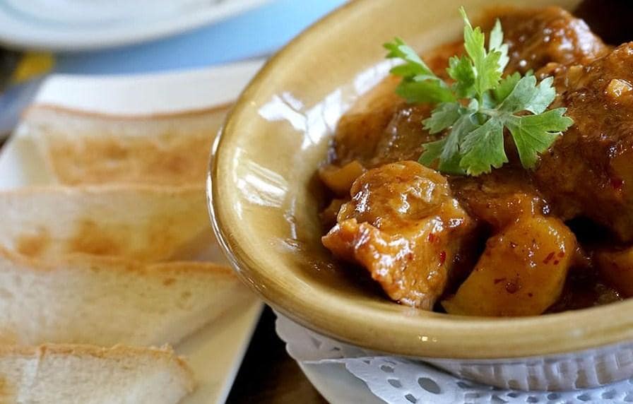 Massaman Nua