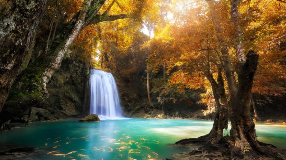 Erawan National Park Thailand, sumber windows10spotlight.com