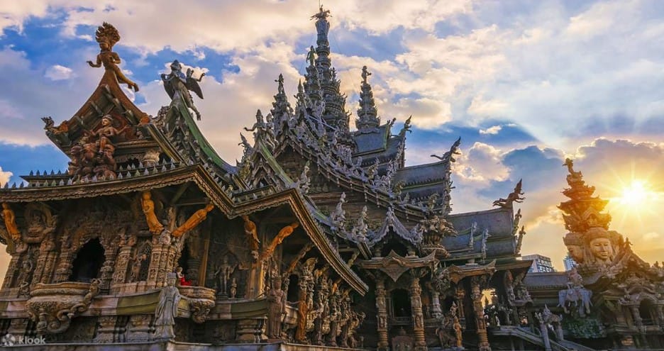 Sanctuary of Truth Thailand, Foto klook.com