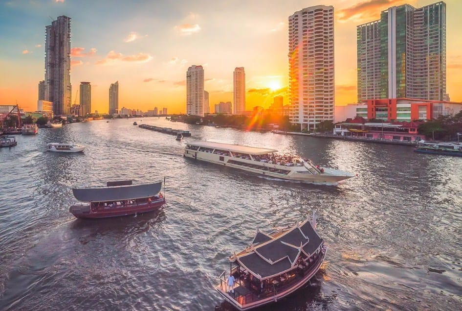 Wisata Perahu di Bangkok