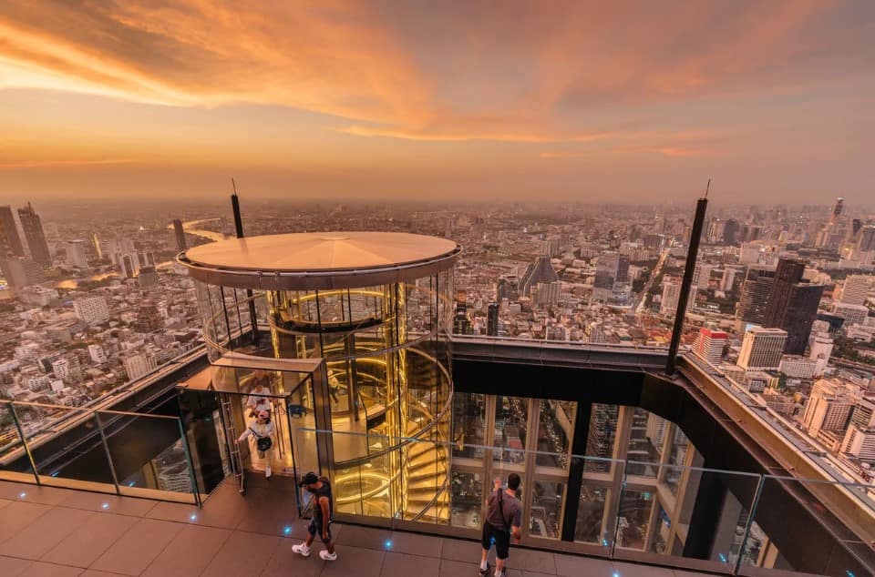 King Power Mahanakhon SkyWalk, Menjelajahi Puncak Bangkok, Dari Tiket Hingga Sensasi di Ketinggian, Foto tiket.com