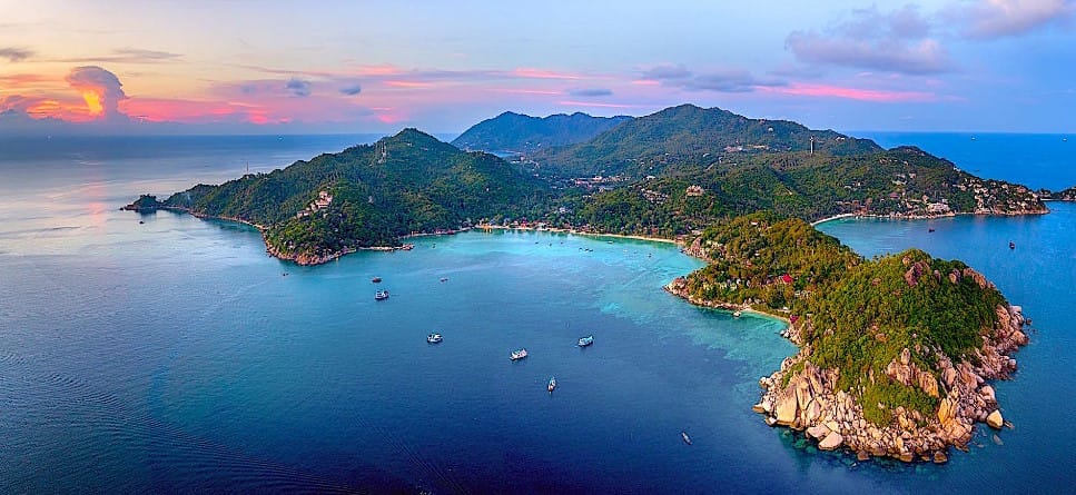 Mengungkap Pesona Bawah Laut di Koh Tao Thailand, Surga Penyelam yang Tak Terlupakan!, sumber thefunkyturtle.com