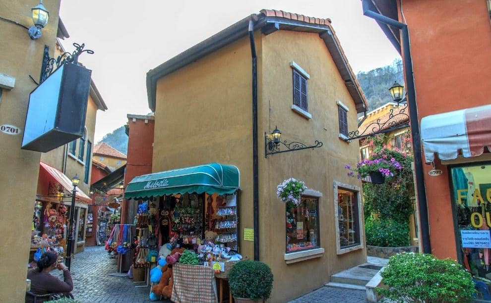 Ada Apa Saja Palio Khao Yai