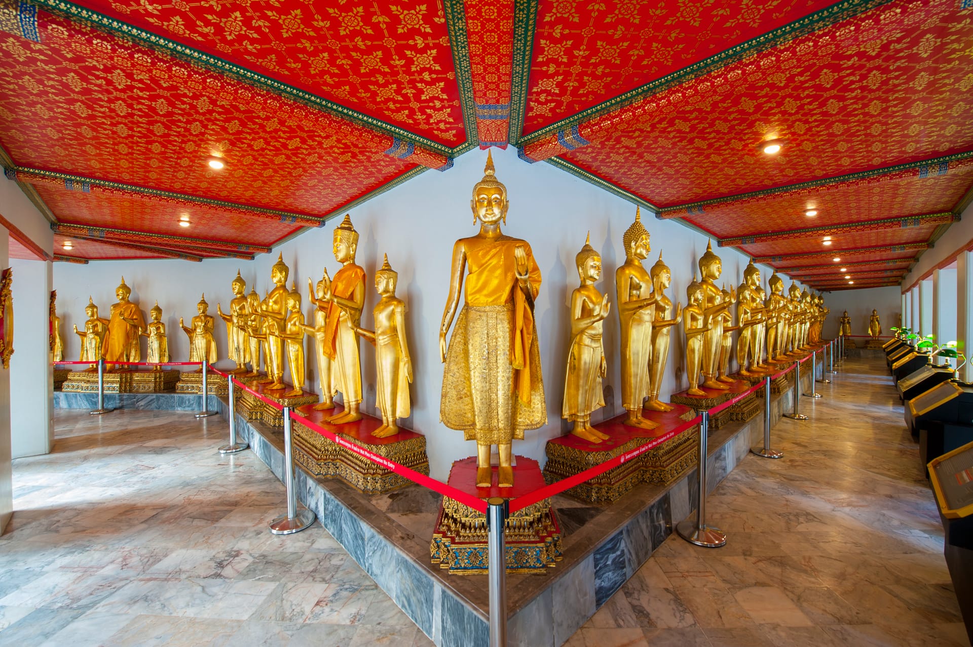 Wat Pho Adalah Kuil Tertua Dan Terbesar Di Bangkok