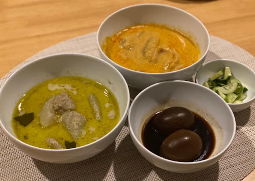 Khao Gaeng Jek Pui