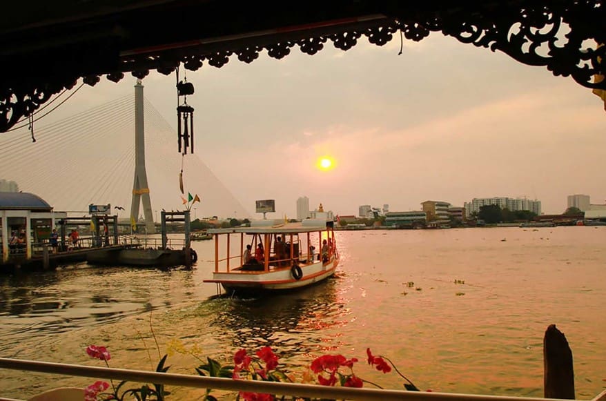 River Boats dan Feri di Bangkok